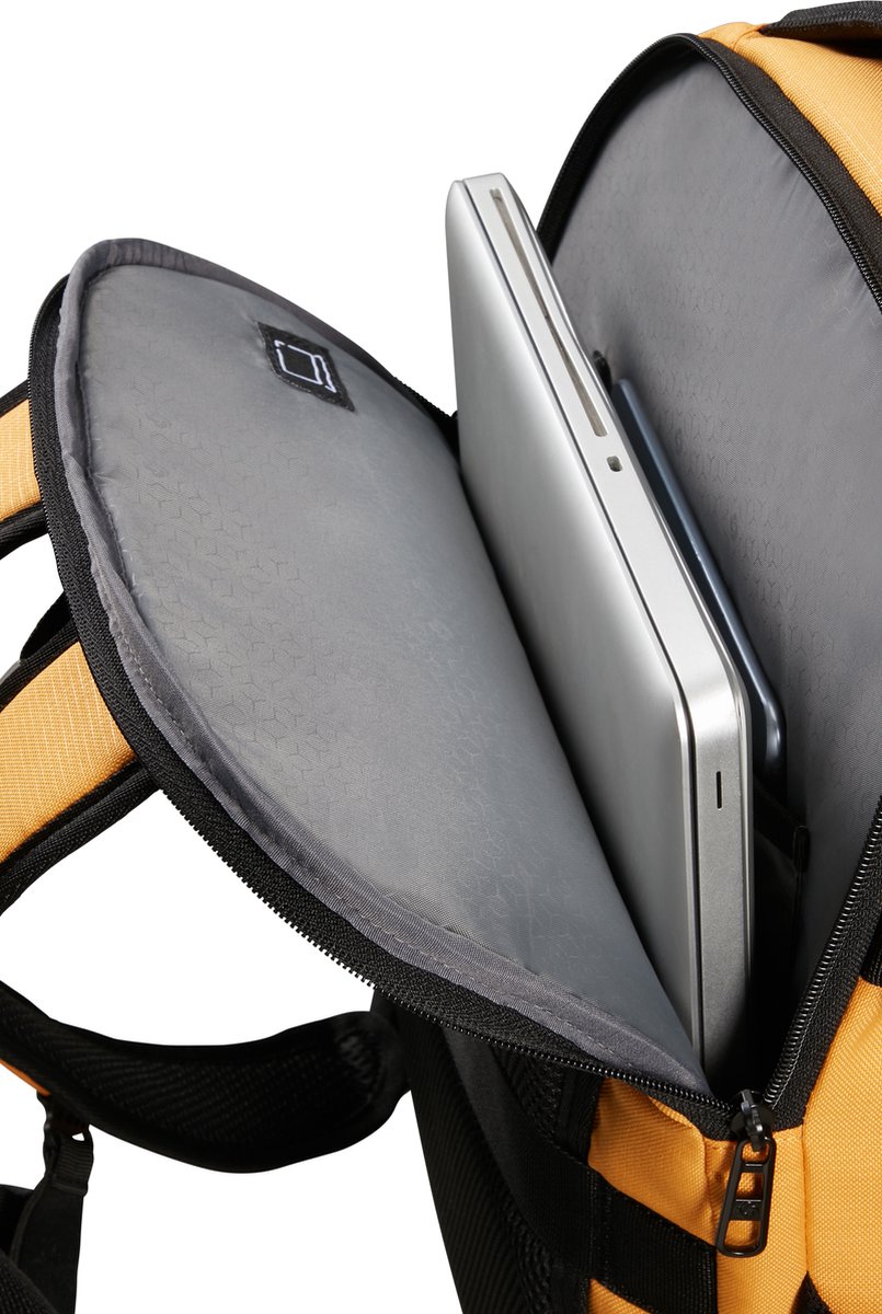 Samsonite Rugzak Met Laptopvak - Roader Laptop Backpack 15.6 - Radiant Yellow
